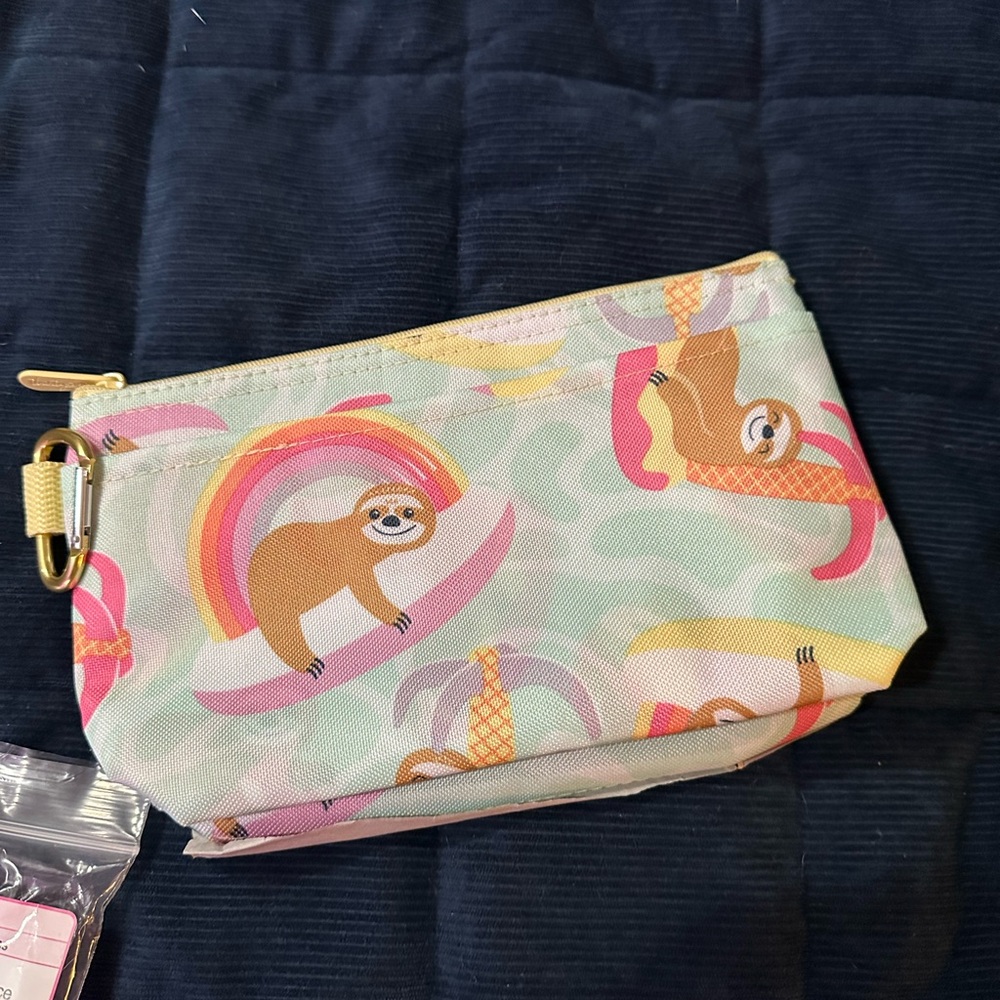 Thirty One Clear Clip Pouch in Pool Day Sloths NIP